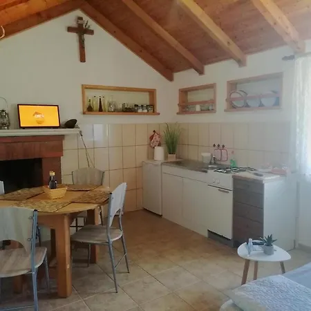 Casa vacanze Secluded House With A Parking Space Praznica, Brac - 18347 Pražnice