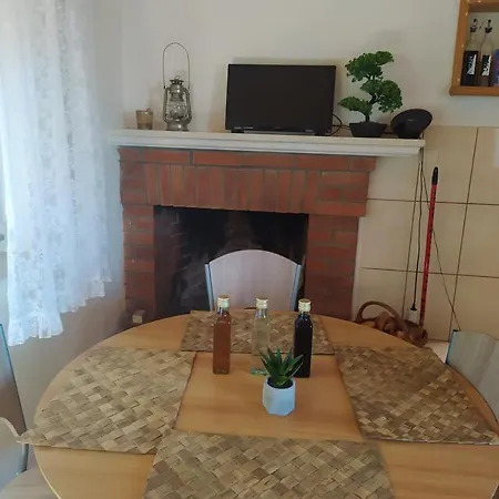 Casa vacanze Secluded House With A Parking Space Praznica, Brac - 18347 *